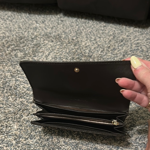 Michael Kors Wallet - Picture 3 of 3